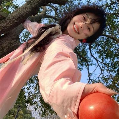 赤裸羔羊